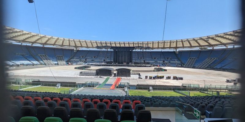 Sân vận động và biểu tượng của Lazio